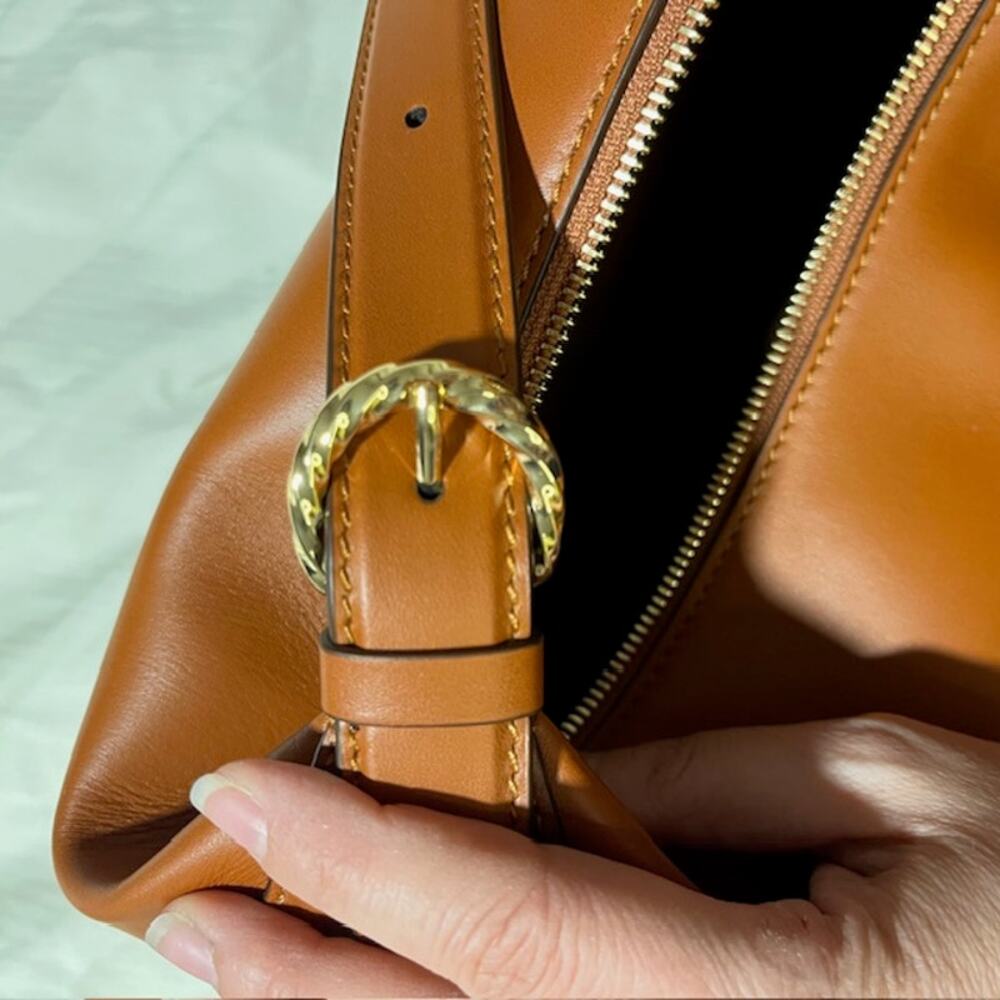 Ulla Johnson Twyla Crescent bag Cigar color - Picture 6 of 13